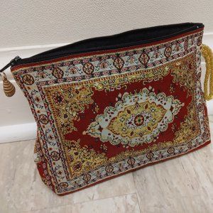 PERSIAN RUG DESIGN WOVEN TAPESTRY POUCH - NEW